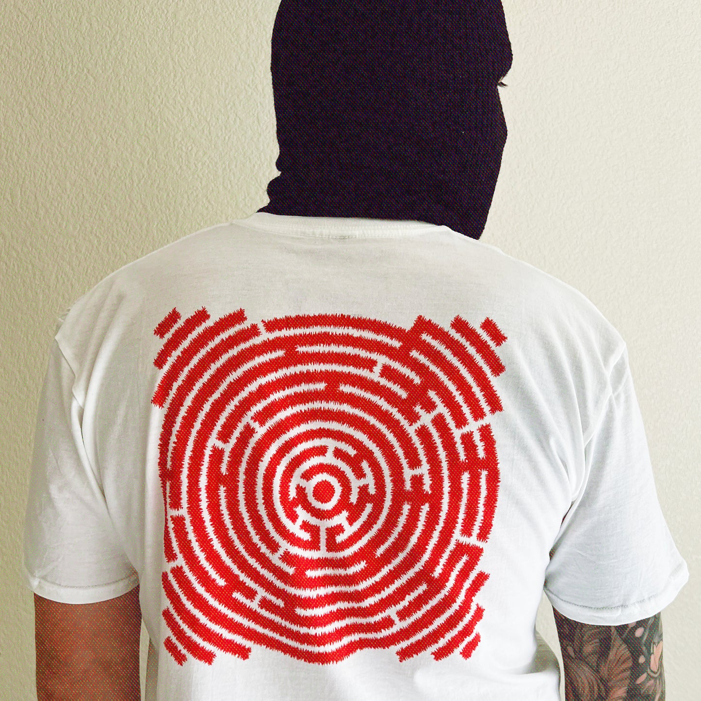 LABYRINTH SHORT SLEEVE